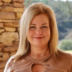 Wanda Elliott Manager of Consumer Accounts